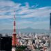 entrepreneur-meeting-japanese-partner-tokyo-unsplash - TOKYOwebzine A foreign entrepreneur and a Tokyo co-founder discuss a business plan at a shared workspace in Shibuya
